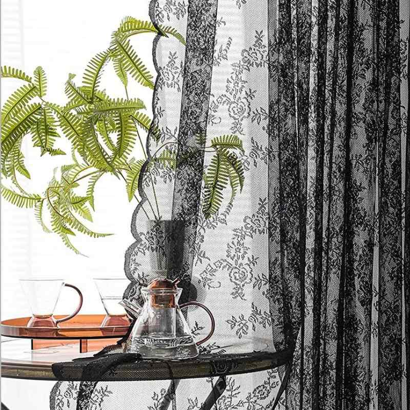 Rideau en dentelle fleurie