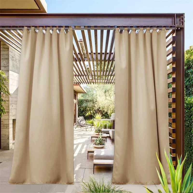 Rideaux extérieurs beiges