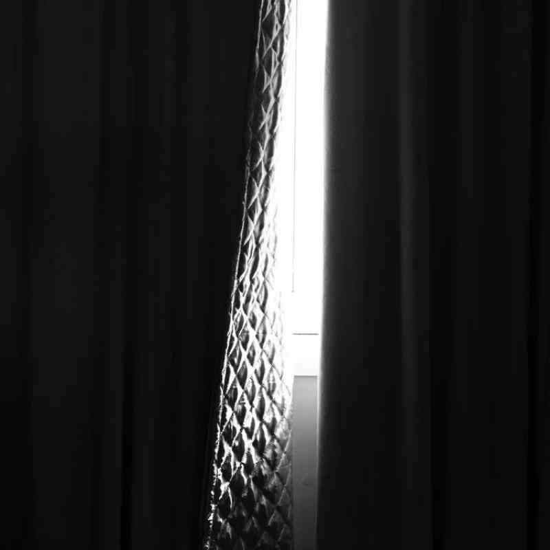 Rideau isolant thermique en aluminium