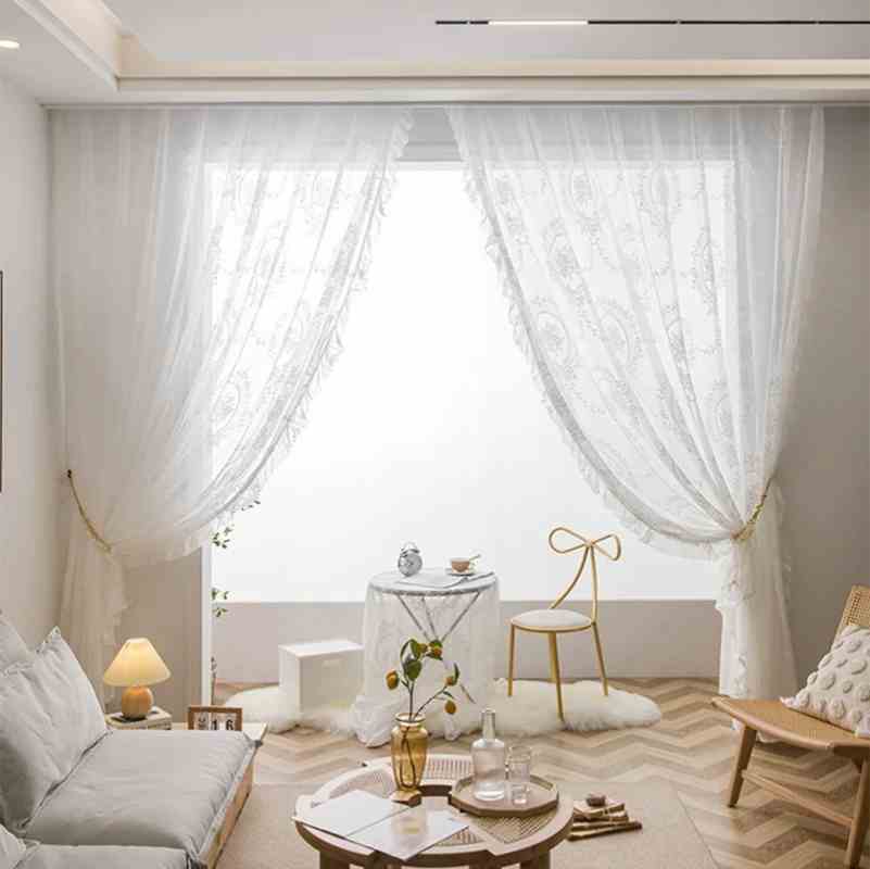 Voilage moderne pour une déco tendance