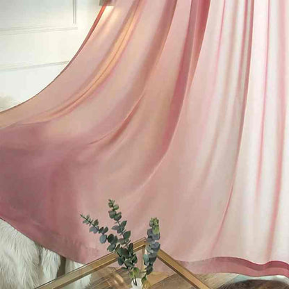 Voilage élégant à oeillets