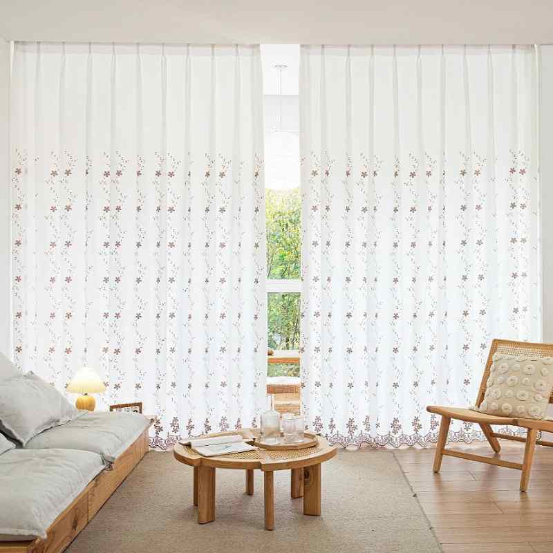 Voilage broderie exquis