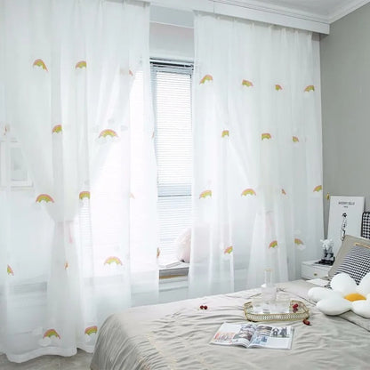 Voilage pour la chambre du bébé