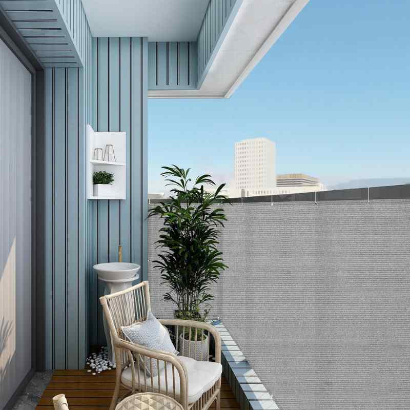 Voile d'ombrage pour un jardin sophistiqué